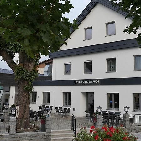 Gasthof Schiefer Zur Zugbrücke Kreuzen  Exterior foto