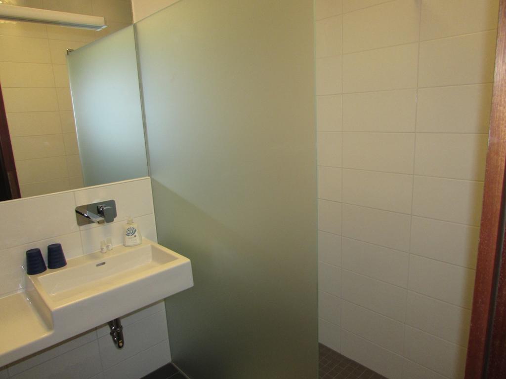 Gasthof Schiefer Zur Zugbrücke Kreuzen  Habitación foto